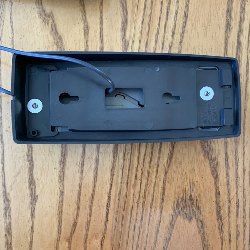 General Electric Corded Wall / Desk Phone - Picture 7 of 7